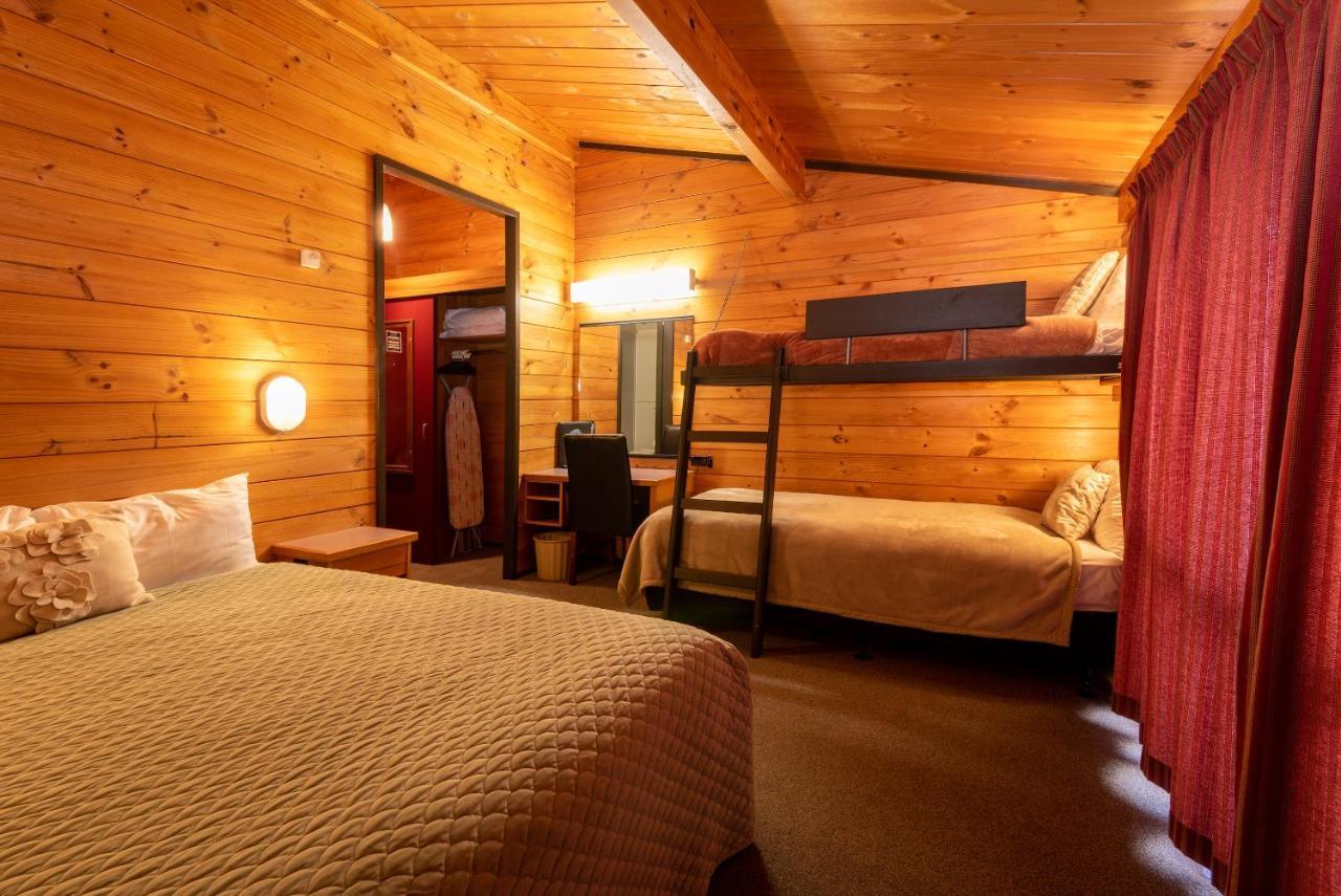 Skotel Alpine Resort Whakapapa Exterior photo