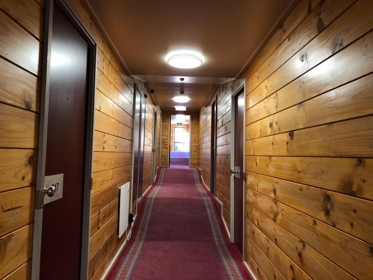 Skotel Alpine Resort Whakapapa Exterior photo