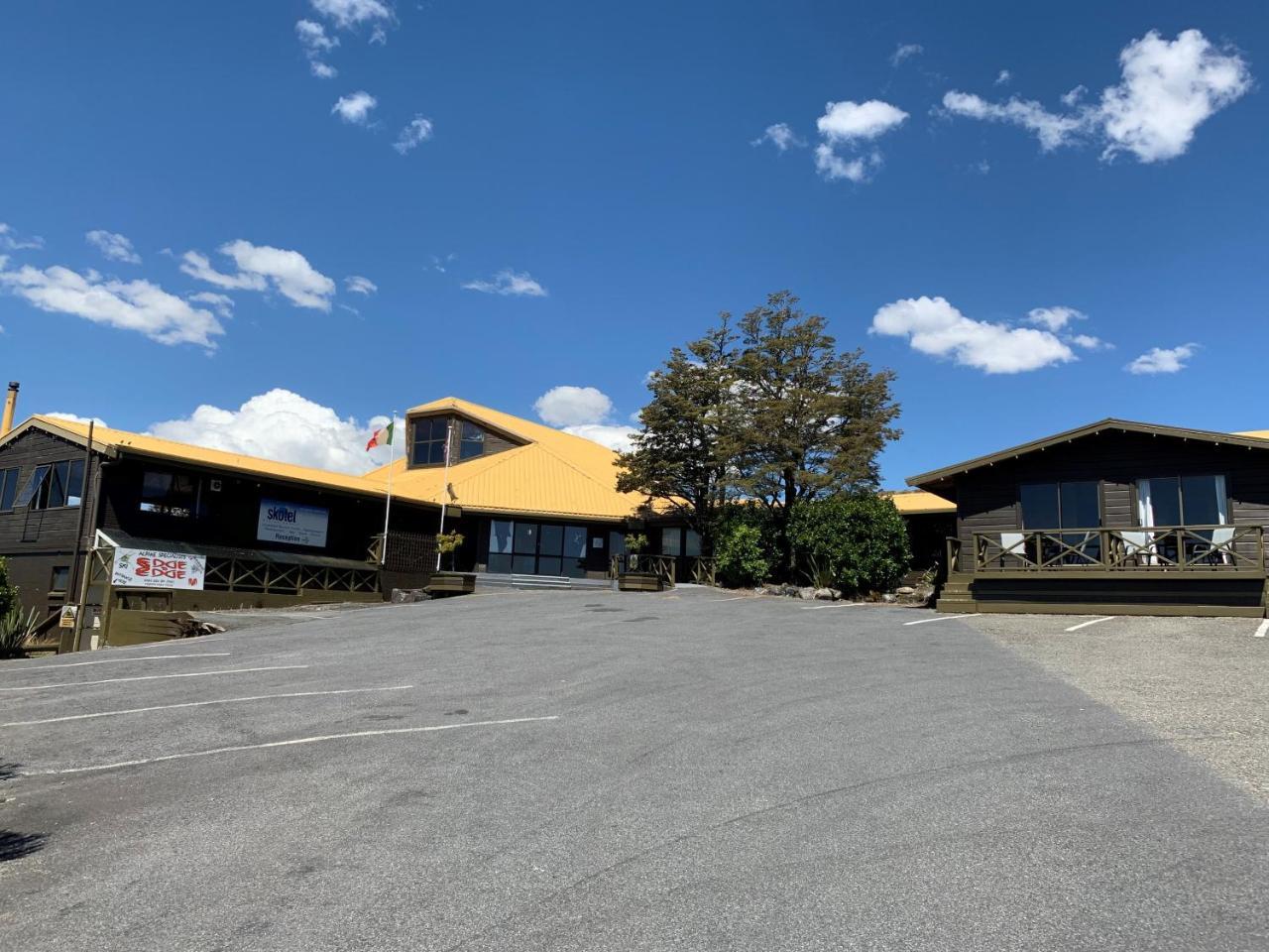 Skotel Alpine Resort Whakapapa Exterior photo